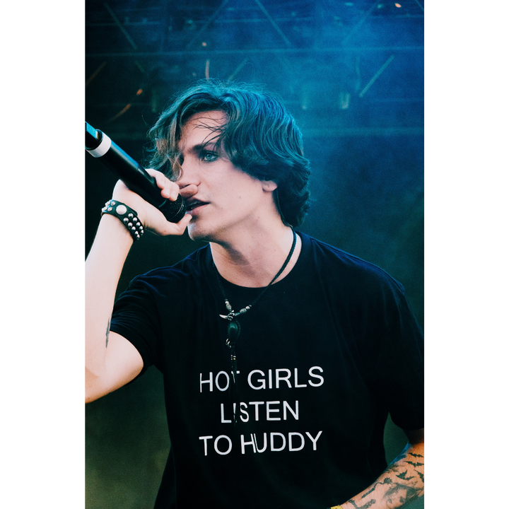 Hot Girls Listen To Tee (Huddy )